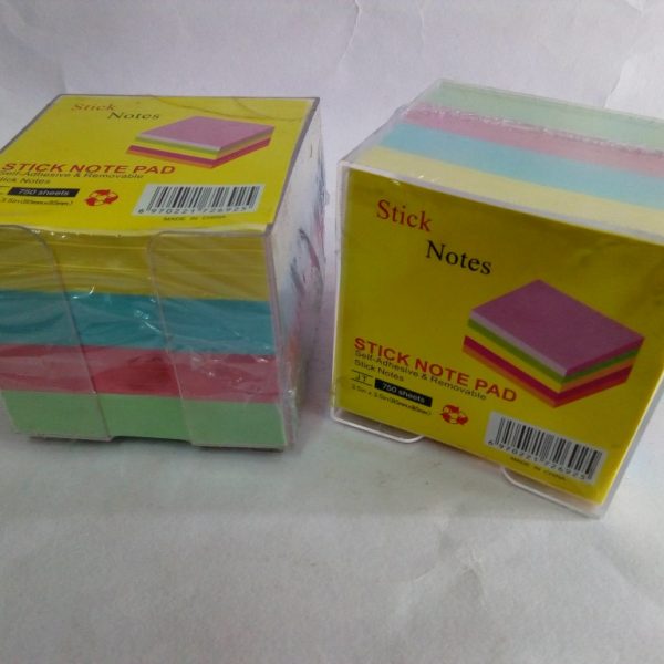 Bloc Cubique en Boite