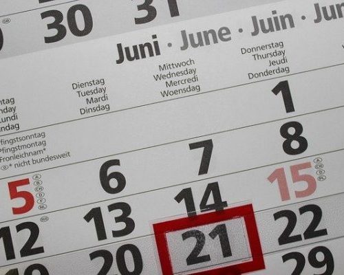 calendar-2428560_640 calendrier scolaire cameroun 2020 - 2021